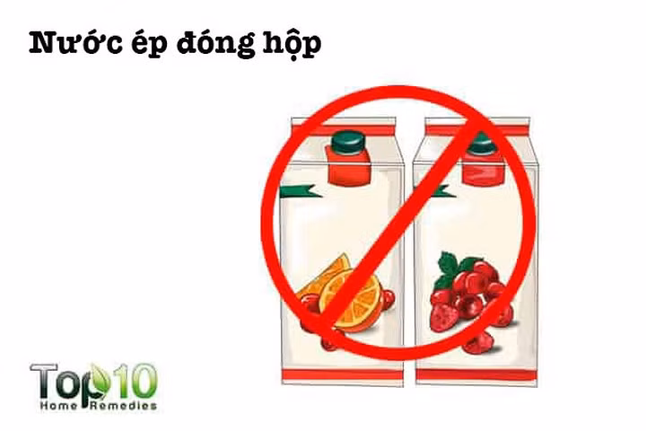 Nước trái cây đóng hộp: Hầu hết các loại đồ uống đóng hộp đều chứa xi-rô ngô có hàm lượng fructose cao, có thể dẫn đến béo phì và tăng nguy cơ mắc hội chứng chuyển hóa. Hơn nữa, giá trị dinh dưỡng của hoa quả bị mất trong quá trình ép. Do đó, nước ép trái cây đóng hộp không chứa các vitamin và chất dinh dưỡng mà bạn cần.