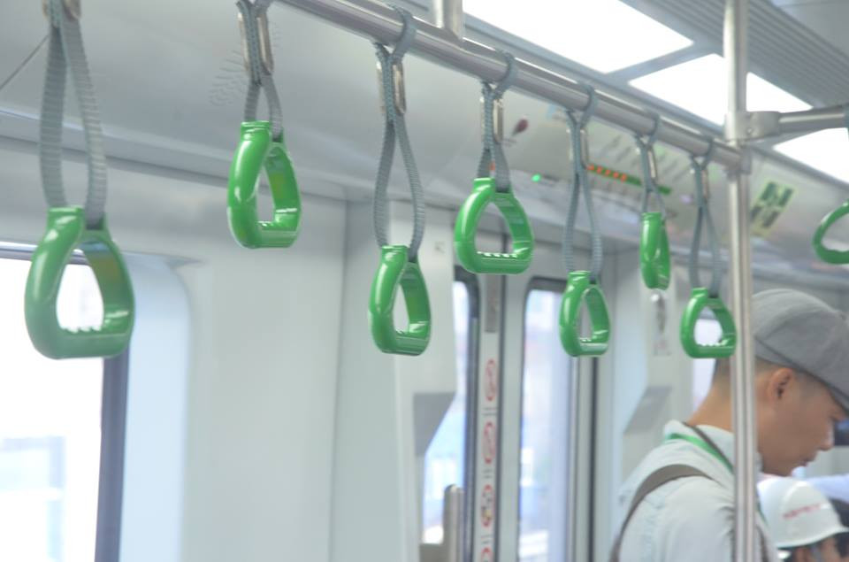 Can canh chay thu tau dien tren cao Cat Linh - Ha Dong-Hinh-5