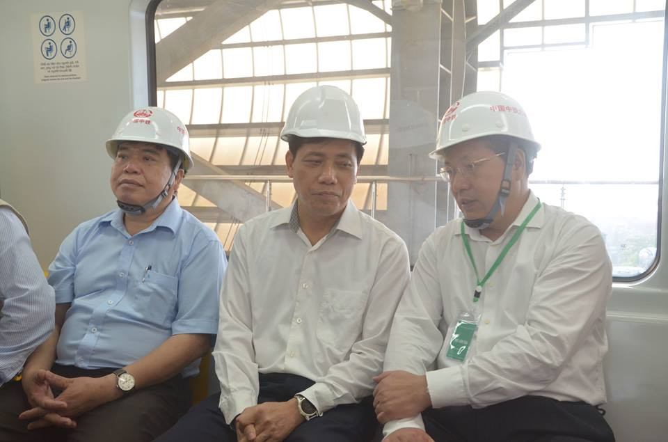 Can canh chay thu tau dien tren cao Cat Linh - Ha Dong-Hinh-7