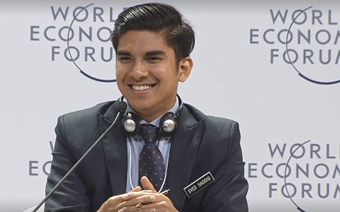 Bo truong 25 tuoi cua Malaysia: “Chung ta can suy nghi khac di“