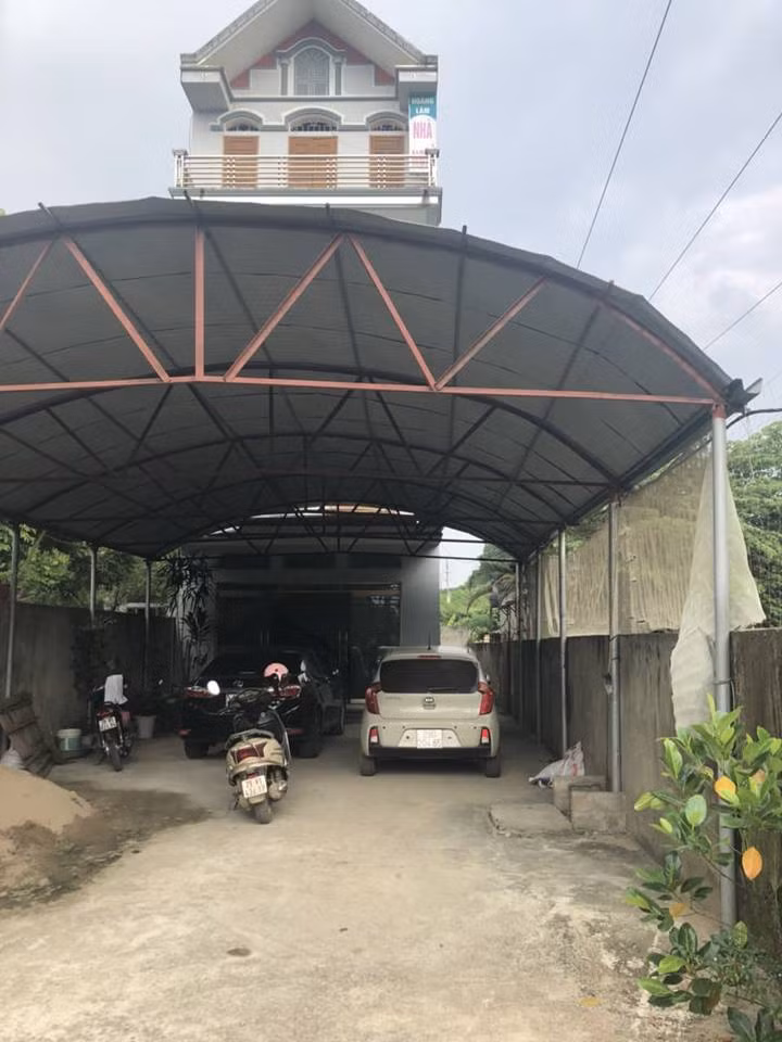 Cong an TP Ha Noi vao cuoc vu Truong don cong an vao nha nghi