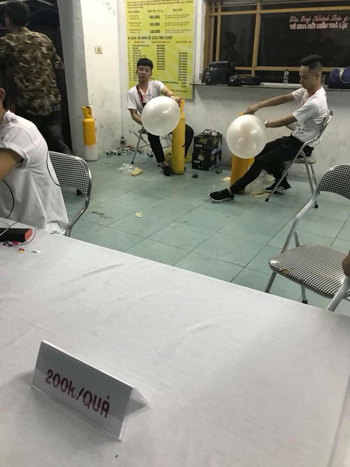 Vu 7 nguoi chet sau Le hoi am nhac: Bong cuoi ban ngay loi vao