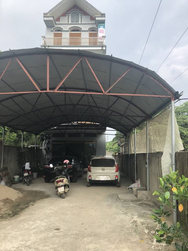 Xac minh Truong don Cong an vao nha nghi cung vo nguoi khac-Hinh-2