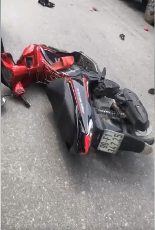 Hai anh em bi container can thuong vong ngay gio me-Hinh-2