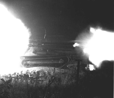 Với 6 khẩu súng không giật M40, một chiếc M50 có thể quét sạch khu rừng rậm có chiều sâu lên đến 400 m, nó chỉ cần vài giây lộ diện trước làn đạn của đối phương trước khi làm sạch 6 khẩu M40, sau đó nhanh chóng di chuyển đến nơi an toàn để nạp lại.