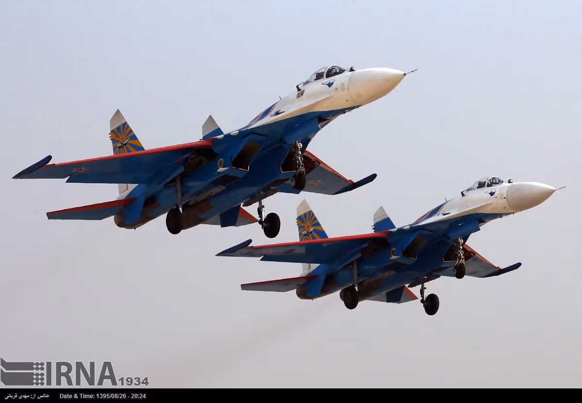 Việc đó khiến cho Iran Air Show ngày càng nghèo nàn dù nhà tổ chức vẫn nỗ lực mở triển lãm đều đặn 2 năm/lần. Ảnh: Biên đội Su-27 Nga thao diễn tại Iran. Nguồn ảnh: IRNA