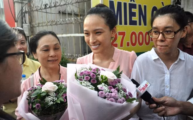 Cuoc song cua Hoa hau Phuong Nga sau hon 1 nam tai ngoai ra sao?-Hinh-2