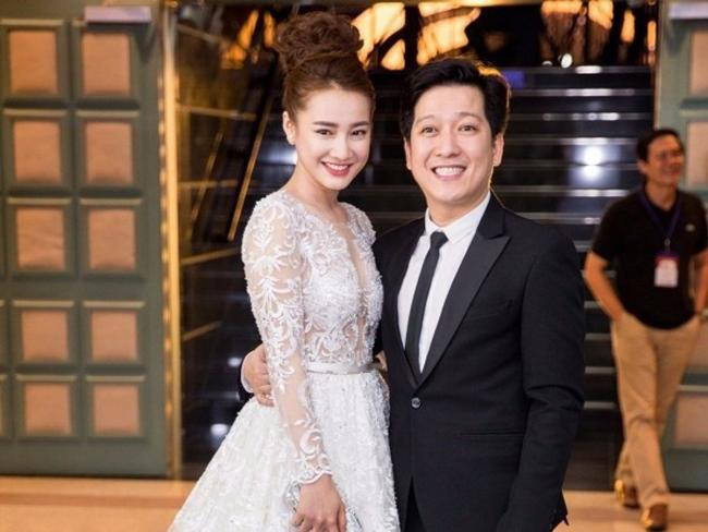 Trường Giang - Nhã Phương đã về chung một nhà nhưng những câu chuyện bên lề vẫn gây ra các cuộc tranh luận không hồi kết.