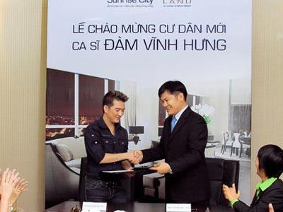 Dam Vinh Hung kiem tien tu dai dien thuong hieu, quang cao ra sao?-Hinh-2