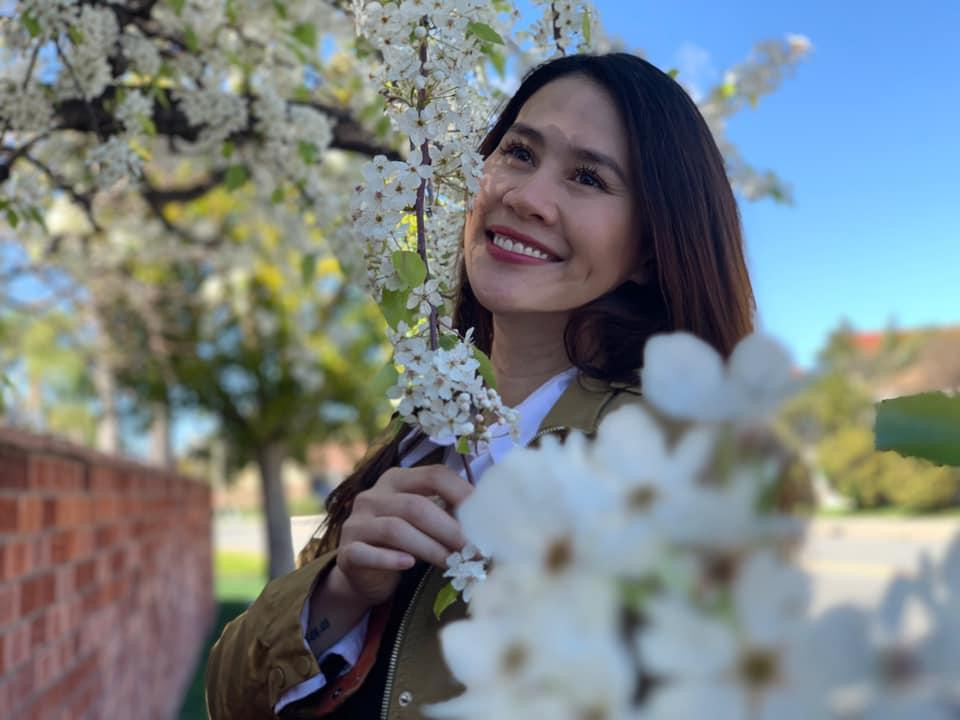 Than Thuy Ha khoe dang thon gon sau vai tuan sinh con-Hinh-4