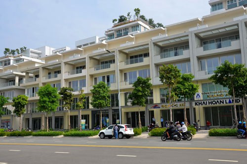 Sắp tới, nhà phố ở TP HCM có thể sẽ bị đánh thuế cao Ảnh: Tấn Thạnh.