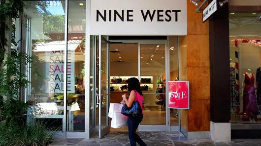 Thương hiệu Nine West lao đao sau cuộc điều tra của Ủy ban chứng khoán và giao dịch Mỹ (SEC). Nguồn ảnh: CNBC.