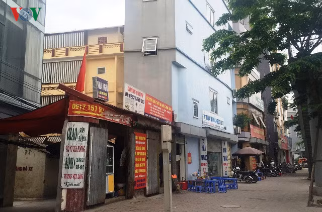 Ha Noi con 168 truong hop nha “sieu mong, sieu meo”