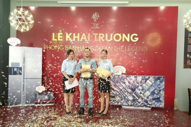 Hình ảnh về buổi khai trương phòng bán hàng... tại công trường dự án The Legend.