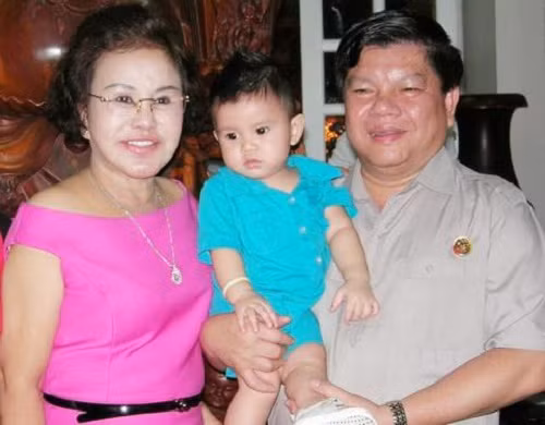 Chuyen cuop chau sung sot cua dai gia thuy san Dieu Hien-Hinh-3