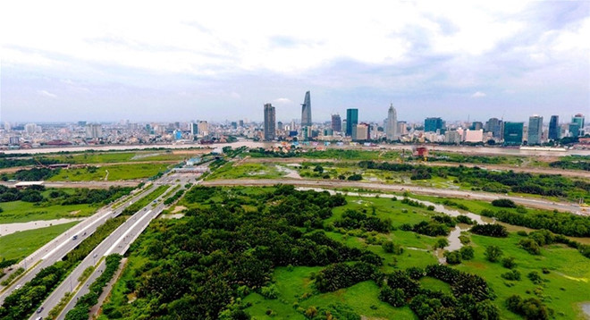 TP.HCM khẳng định việc đấu giá 9 lô đất Thủ Thiêm không có nghĩa là nhà đầu tư mua được đất rồi sẽ tự quyết, mà không theo tiến độ, quy hoạch đã được duyệt. Ảnh: Lê Quân.