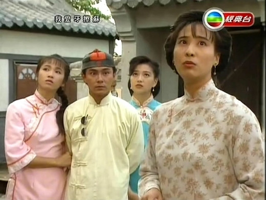 Hình ảnh của một Trương Vệ Kiện nhiều tóc khi mới vào nghề.