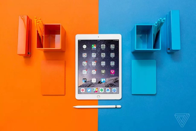 iPad vừa ra mắt của Apple. Ảnh: The Verge. iPad vừa ra mắt của Apple. Ảnh: The Verge.