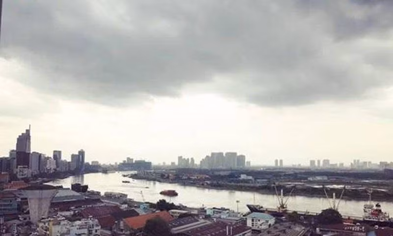 Khung cảnh nhìn từ cửa sổ căn nhà của nam ca sĩ Chi Dân.