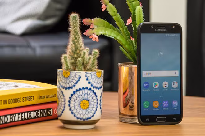 Nhung smartphone gia re va tam trung hot nhat hien nay-Hinh-5