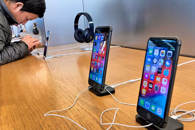 Apple gặp hạn tại Đức, nhiều iPhone có thể bị cấm bán - Hình 2 Apple gap han tai Duc, nhieu iPhone co the bi cam ban-Hinh-2