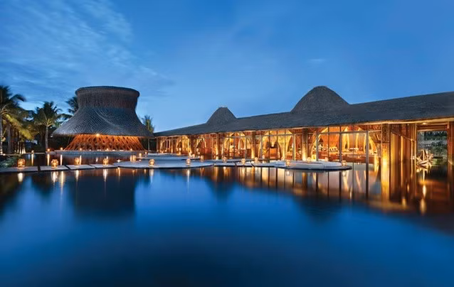 Dan piano 3 ty duoc dat rieng cho tiec De nhat Phu Nhan APEC-Hinh-9