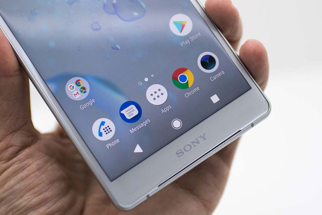 3 phím điều hướng nằm trong màn hình.