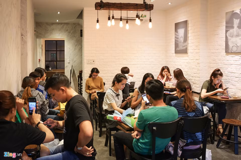 Tranh gianh tung m2 dat ban tra sua o Sai Gon-Hinh-8