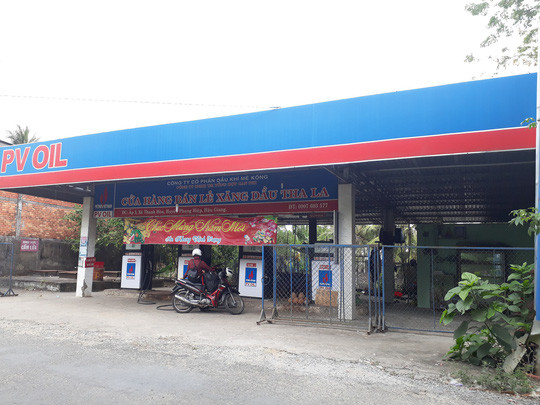 Cây xăng Tha La, ấp 3, xã Thạnh Hòa, huyện Phụng Hiệp, tỉn.h Hậu Giang.