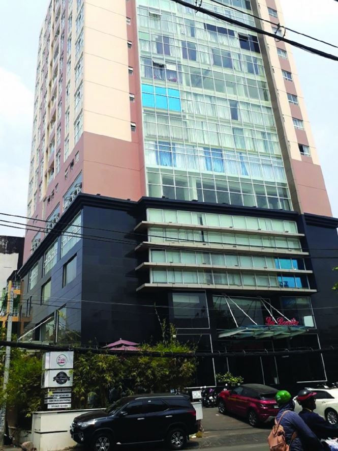 Chu dau tu tu y xay ca ngoi chua tren noc toa cao oc-Hinh-3