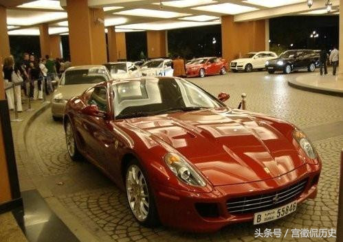 Có người vì muốn tự “đi phượt” bằng xế cưng mà sẵn sàng chi bộn tiền thuê máy bay chỉ để… vận chuyển xe từ Trung Đông sang nước ngoài.