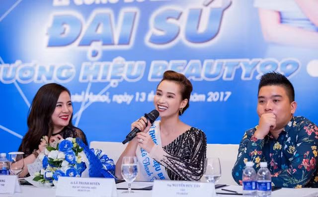 Tiet lo soc ve lo my pham 11 ty cua quy ba-Hinh-4