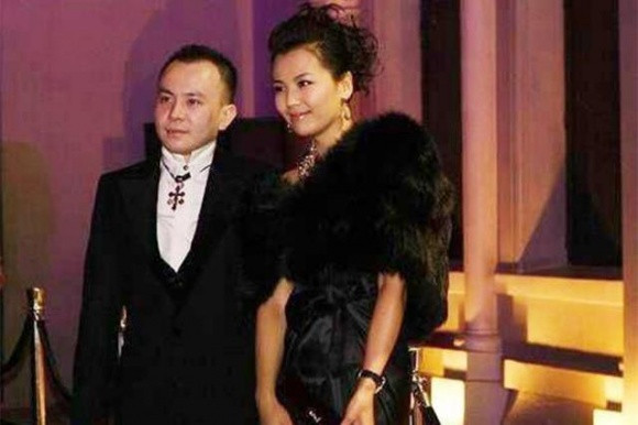 Vợ chồng Lưu Đào rơi vào khủng hoảng năm 2009-2012.