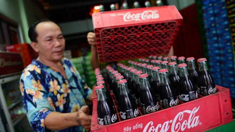 Sau nhiều nỗ lực đấu tranh của phía Việt Nam, đến năm 2013 Coca-Cola Việt Nam đã bắt đầu báo lãi và nộp thuế thu nhập doanh nghiệp cho Chính phủ Việt Nam. Ảnh minh họa.