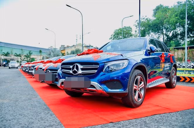 Dan sieu xe va nhung dem 