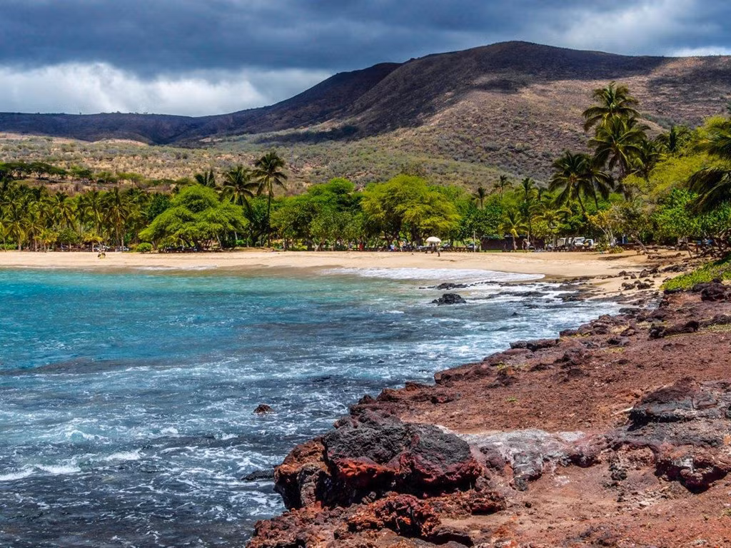 Và Blackadore Caye, một hòn đảo nhỏ ngoài khơi bờ biển Belize, đã được Leonardo DiCaprio mua lại với giá 1,75 triệu đô la vào năm 2005.