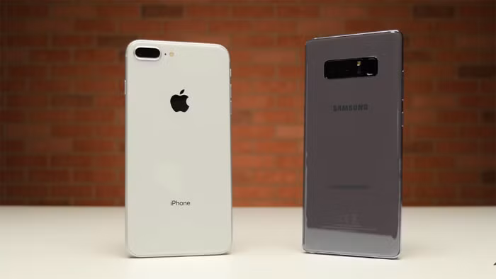 Tha roi iPhone 8 Plus va Galaxy Note 8: Ket qua bat ngo