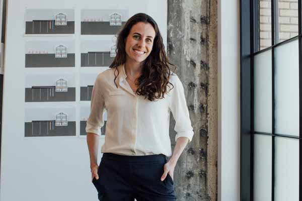 Kathy Hanmun, bắt đầu sự nghiệp ở Alphabet, vừa khởi nghiệp với công ty năng lượng sạch Dandelion Energy, chuyên khai thác điện địa nhiệt cho nhà riêng, đã huy động được 4,5 triệu USD. Ảnh: TL.