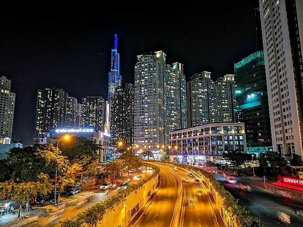 Sai Gon dem lung linh qua ong kinh Huawei Nova 3i-Hinh-4