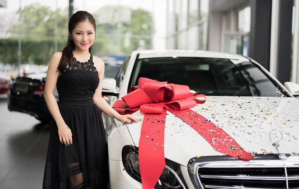 Nhung my nhan Viet don nam tuoi khi so huu tai san dat tien-Hinh-12