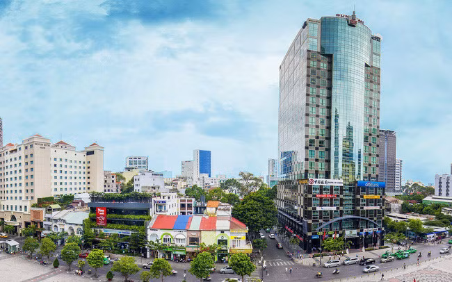 Tòa nhà Sun Wah được đại gia bất động sản Nhật Bản mua 24% cổ phần.