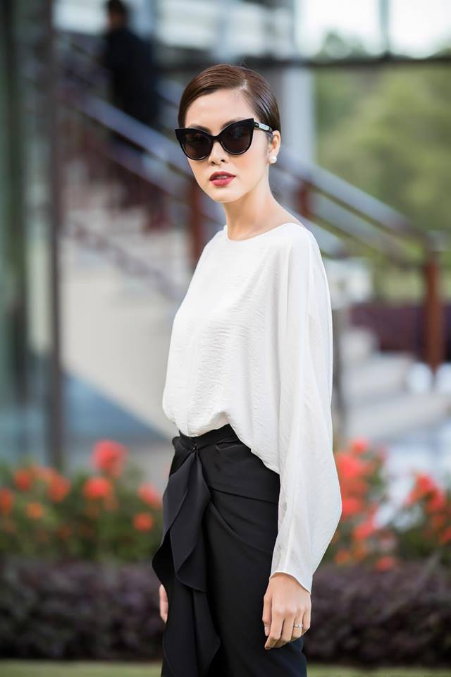 Tang Thanh Ha noi tieng kheo leo ma van co luc bi fan chi trich-Hinh-2