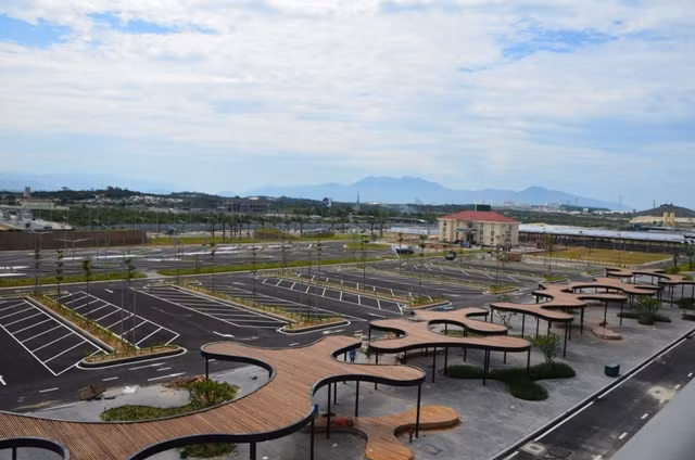 Hinh anh san bay “To Yen” Cam Ranh ong Johnathan Hanh Nguyen dau tu-Hinh-2