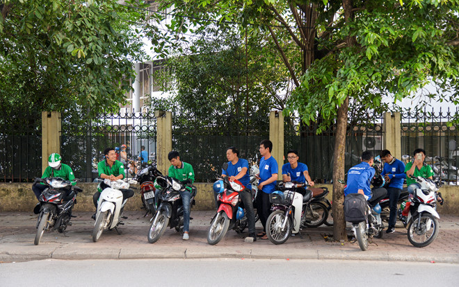 Liên tục bị cơ quan quản lý cạnh tranh các nước Đông Nam Á điều tra, thương vụ sáp nhập giữa Grab và Uber đứng trước khả năng bị hủy bỏ. Ảnh: Quỳnh Trang.