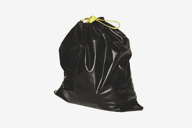 Thiết kế của chiếc túi 423 USD.