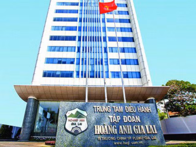 Thanh khoản của Bầu Đức cực kỳ khó khăn, cứ cứ 85 đồng vay ngắn hạn của HAGL chỉ được đảm bảo thanh toán bởi chưa đầy 1 đồng tiền mặt Ảnh: IT.