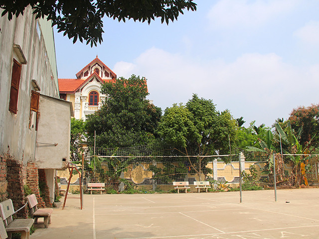 Dinh chi nhieu lan, biet thu khong phep tren dat cong van hien ngang-Hinh-4