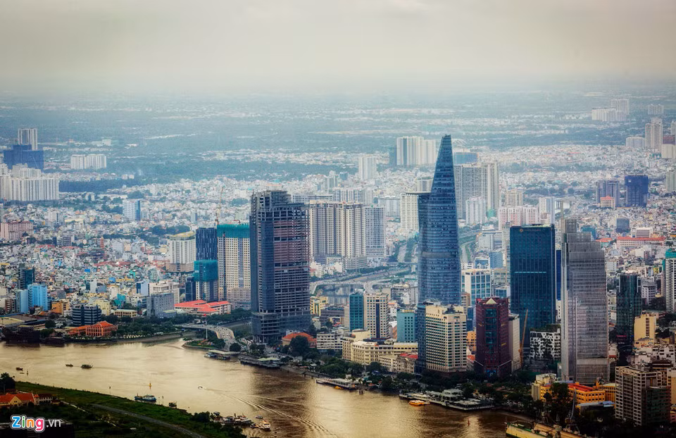 Sai Gon nhin tu dinh toa nha cao nhat Viet Nam-Hinh-2