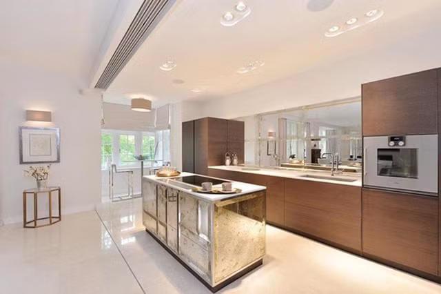 Dai gia choi ngong vung 700 ty mua 2 biet thu gan TTTM cho...tien-Hinh-13