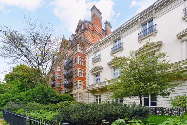 Dai gia choi ngong vung 700 ty mua 2 biet thu gan TTTM cho...tien-Hinh-2